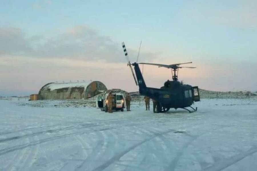 En medio de la ola polar, así es el operativo de rescate que realiza el Ejército Argentino en la Patagonia