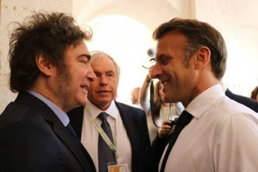 Javier Milei viaja a Francia: inauguración de los JJ.OO. y bilateral con Emmanuel Macron