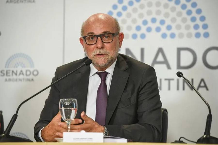 Avisen a Flavio Fama que la comunidad espera su rendición de viáticos en la UNCa y las designaciones en planta de dos diputados