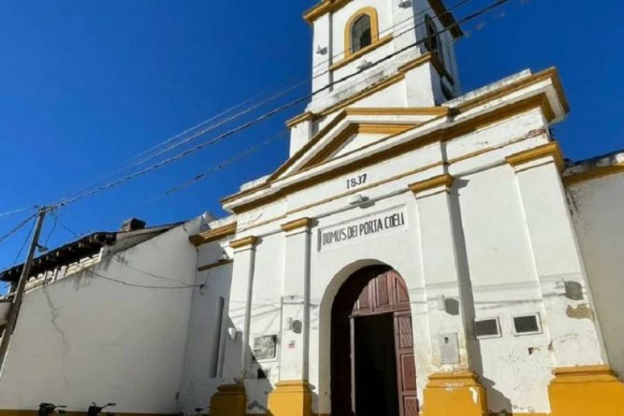 Una iglesia vende tortas fritas para poder pagar una sideral factura de energía