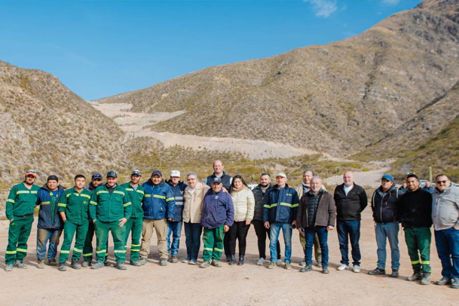 Apertura del camino Toro Yaco que conecta con el Alto Valle de Cajón, en Santa María