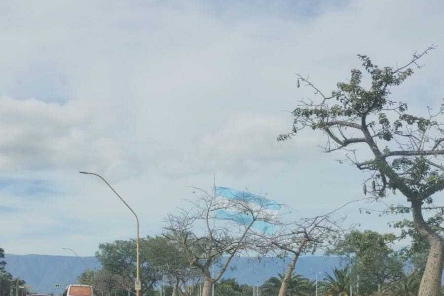 Jueves ventoso y una mínima de 15°C