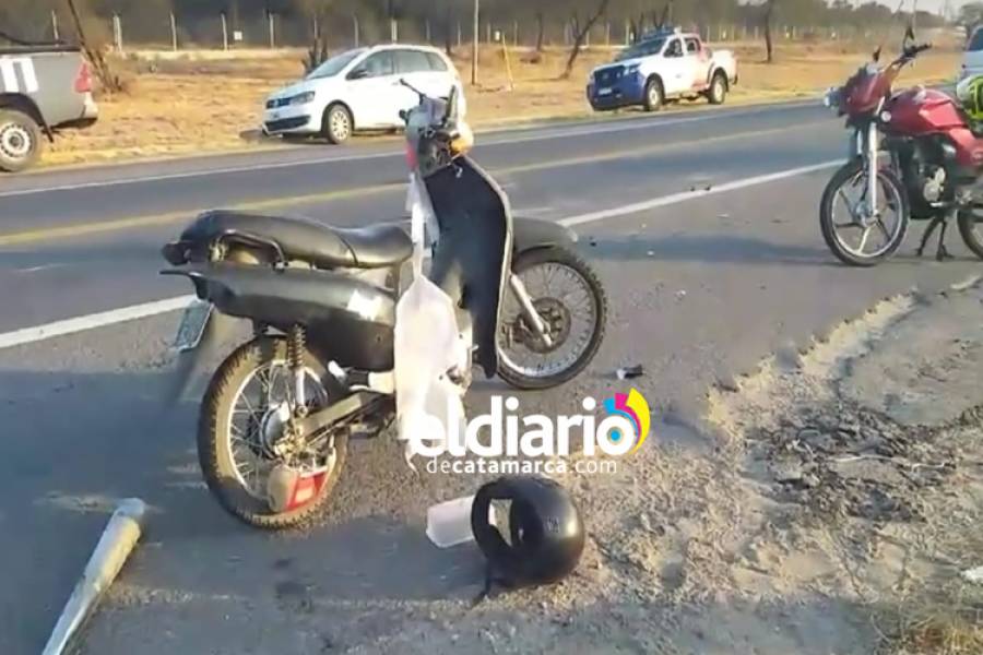 Dos motociclistas resultaron heridos tras colisionar entre sus rodados