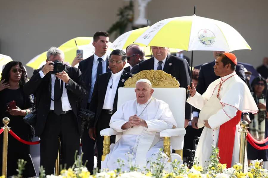 La misa del Papa Francisco en Timor Oriental congregó a 600.000 personas, casi la mitad de la población