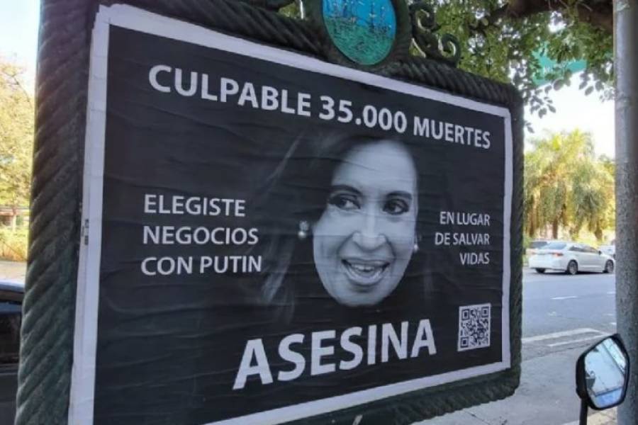 Cristina Fernández de Kirchner quiere reactivar la causa por los afiches en su contra