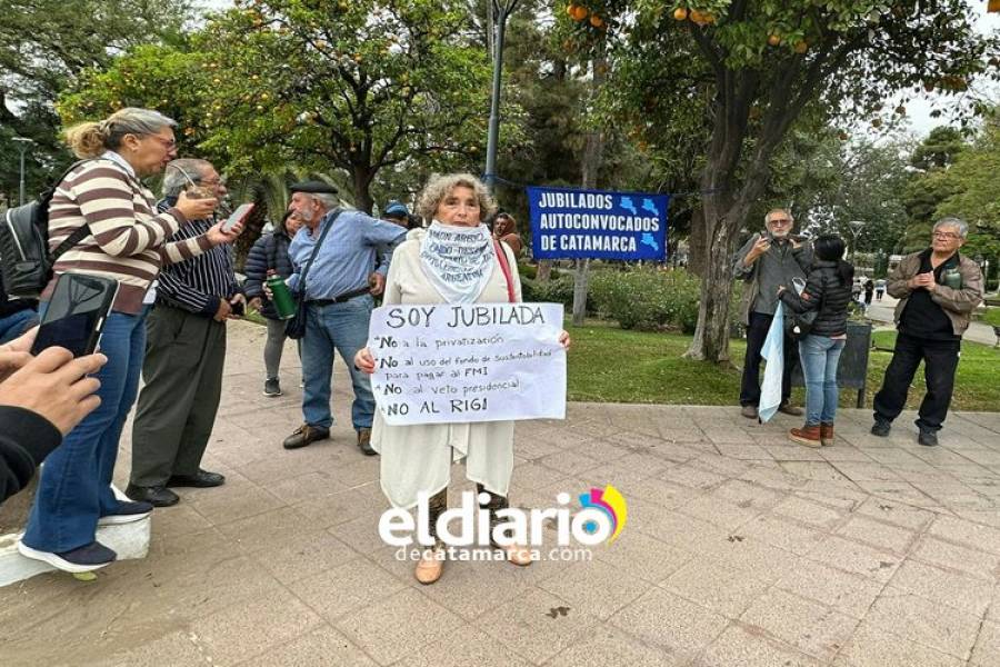 Marcha en defensa de los derechos: Jubilados, docentes y estudiantes universitarios se unen contra los vetos de Milei