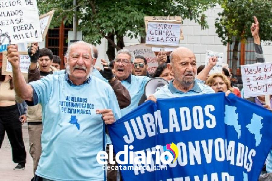 Por un futuro justo: Jubilados y estudiantes unen fuerzas en la plaza 