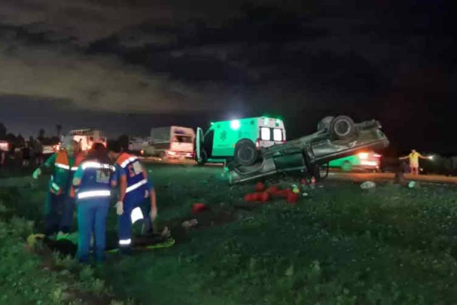 Mendoza: Un grave accidente en la Ruta 7 dejó 14 heridos