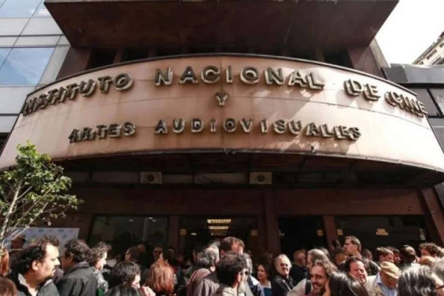 Advierten que desvincularon a otros 40 trabajadores en el INCAA