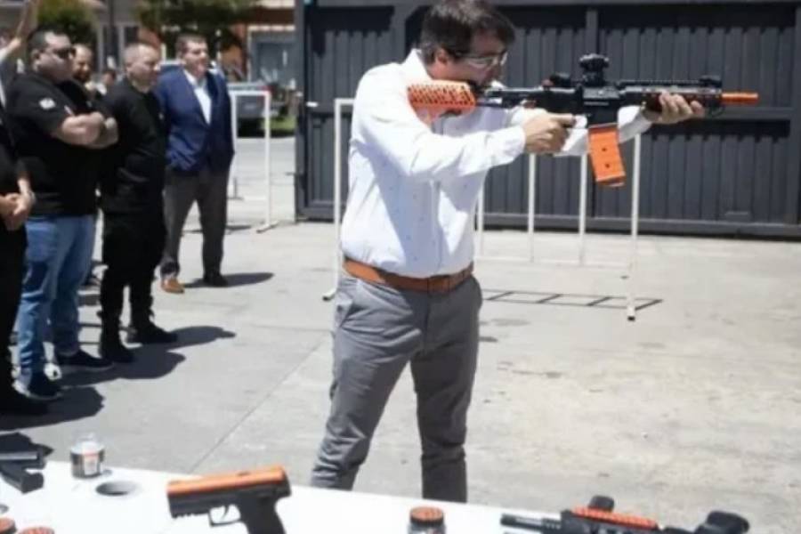 Mar del Plata se prepara para el verano: compran 40 armas no letales para reforzar la seguridad